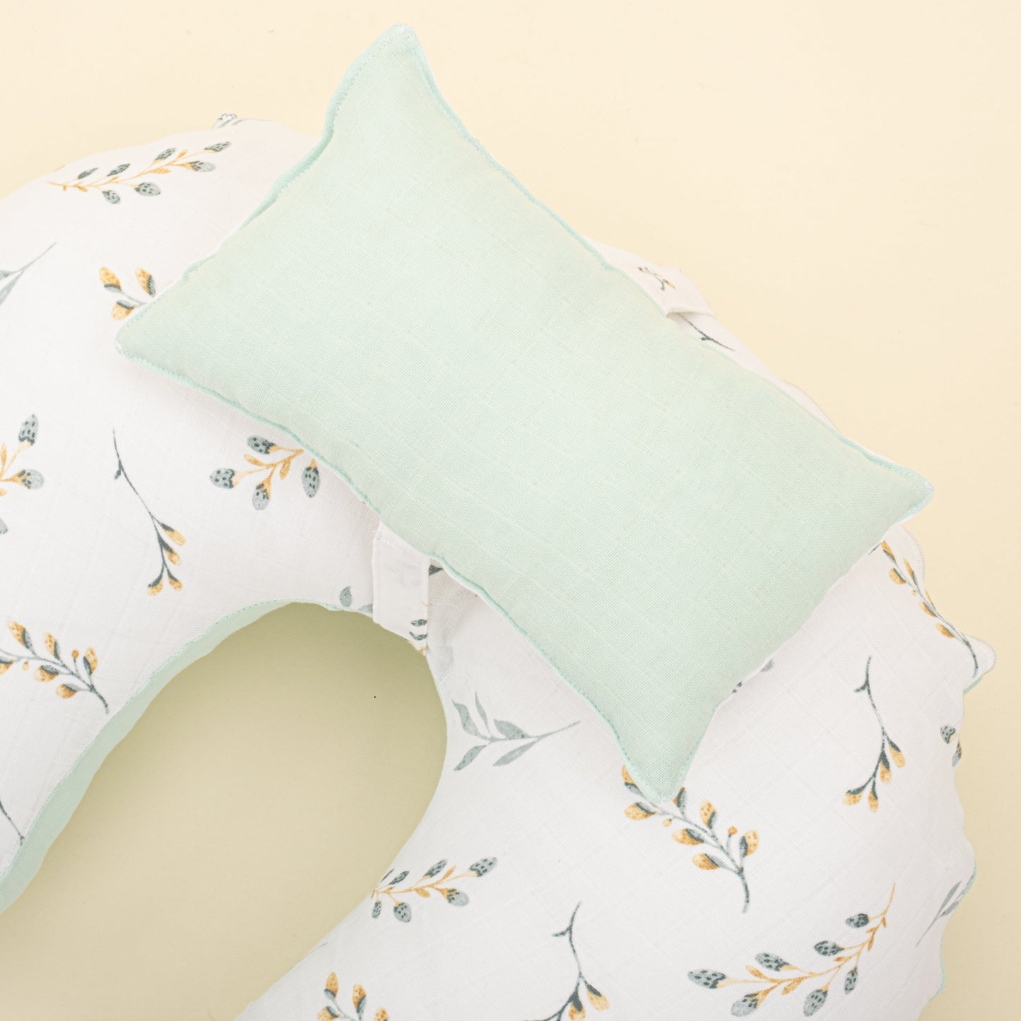 Double Sided Breastfeeding Pillow - Mint Muslin - Yapraklar