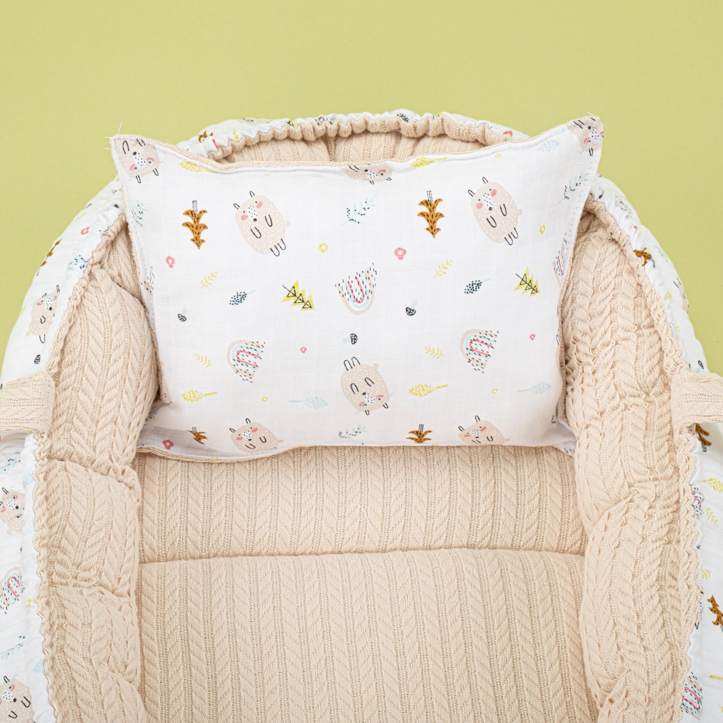 Babynest and Pillow - Çift Taraflı - Sütlü Kahve Örgü - Minik Koyunlar