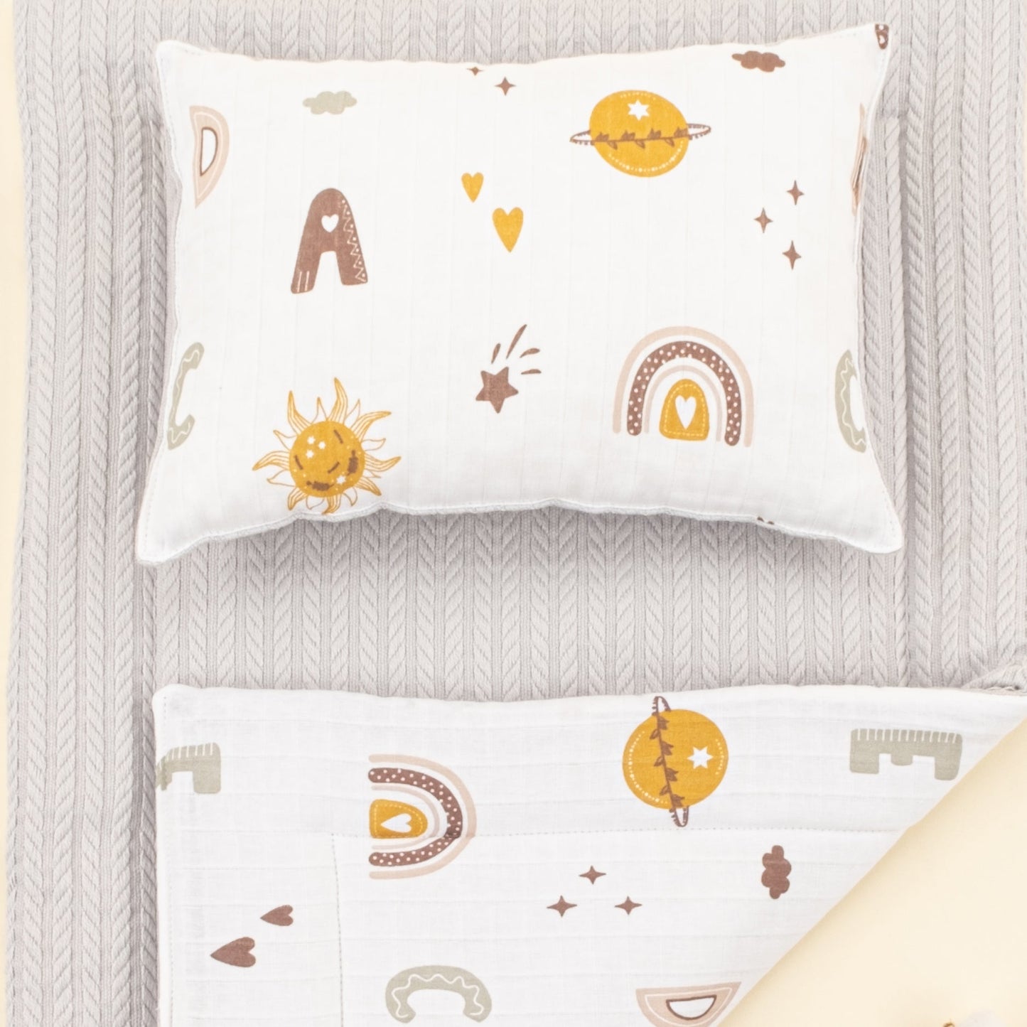 Double Sided Changing Pad and Pillow - Açık Gri Örgü - Galaksi ve Harfler