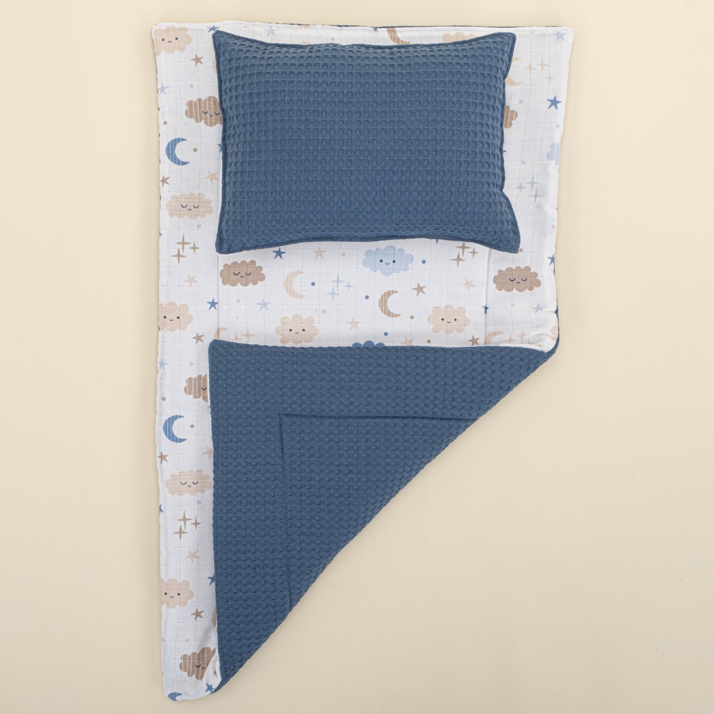 Double Sided Changing Pad and Pillow - Koyu İndigo Petek - Mavi Bulut