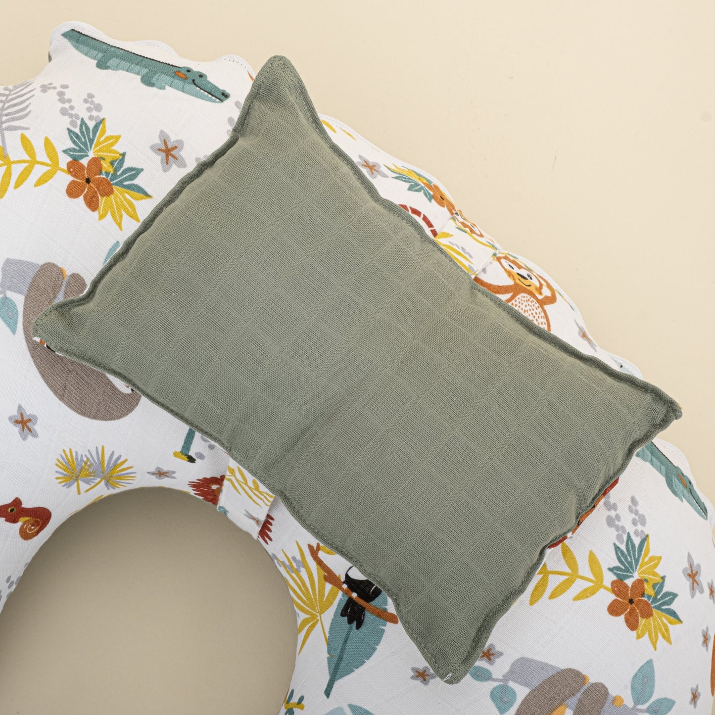 Double Sided Breastfeeding Pillow- Haki Muslin - Hayvanat Bahçesi