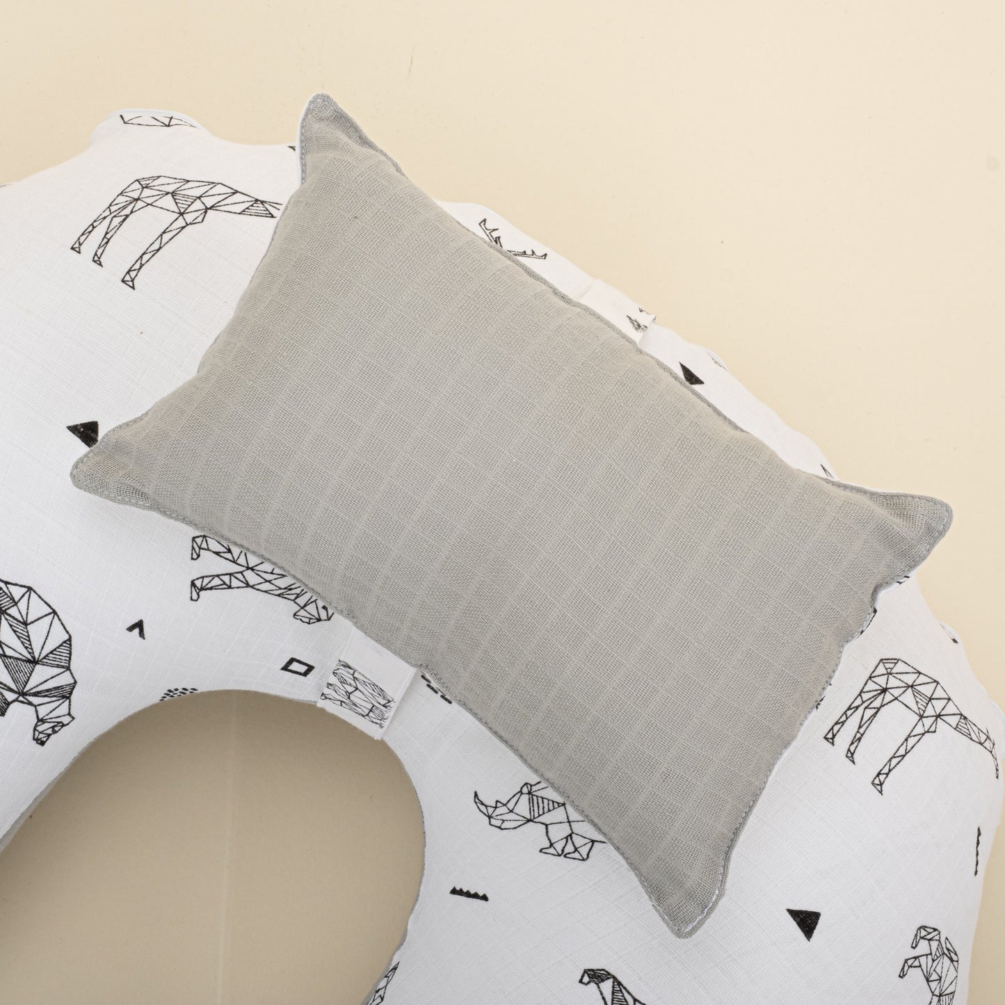 Double Sided Breastfeeding Pillow - Açık Gri Müslin - Kaplan