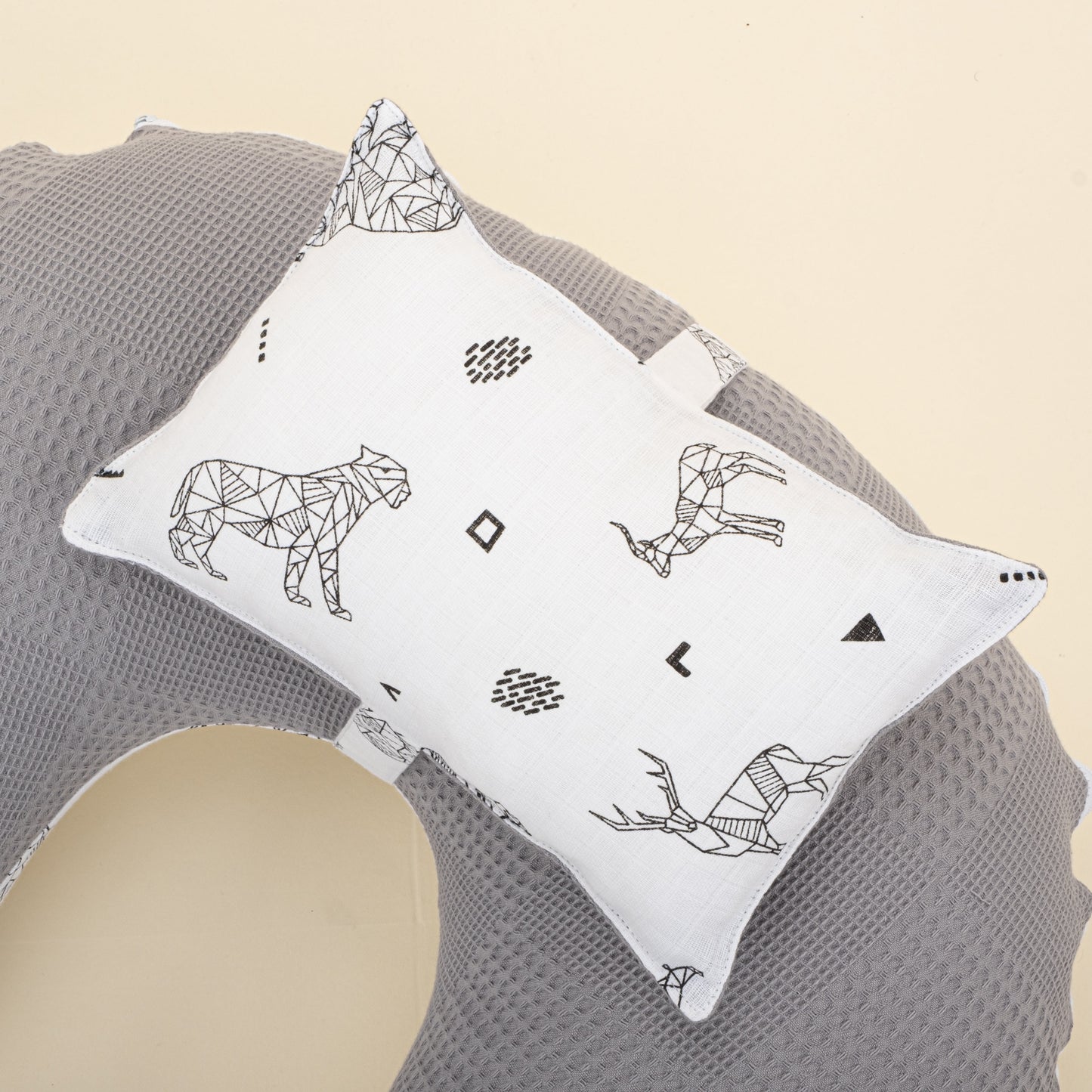 Double Sided Breastfeeding Pillow - Gri Waffle - Kaplan