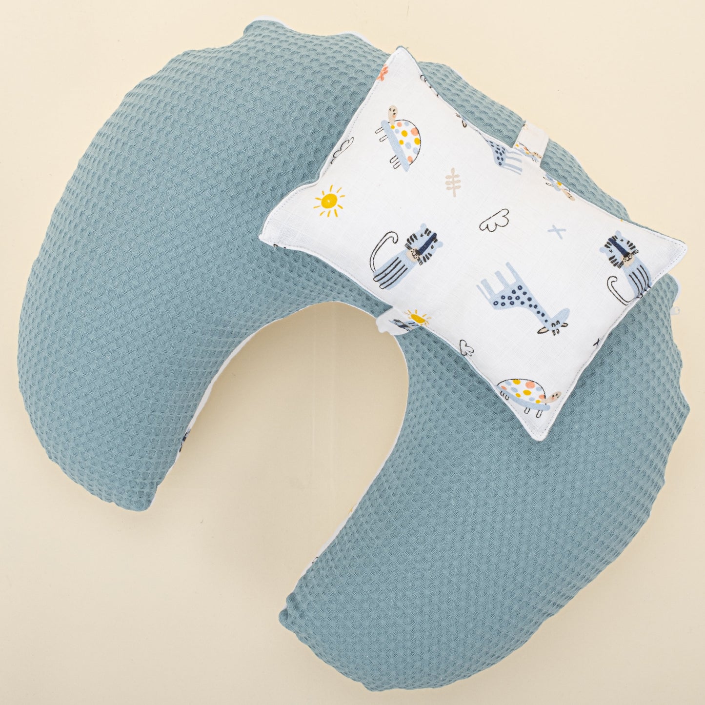 Double Sided Breastfeeding Pillow - Petrol Mavisi Petek - Mavi Canlılar