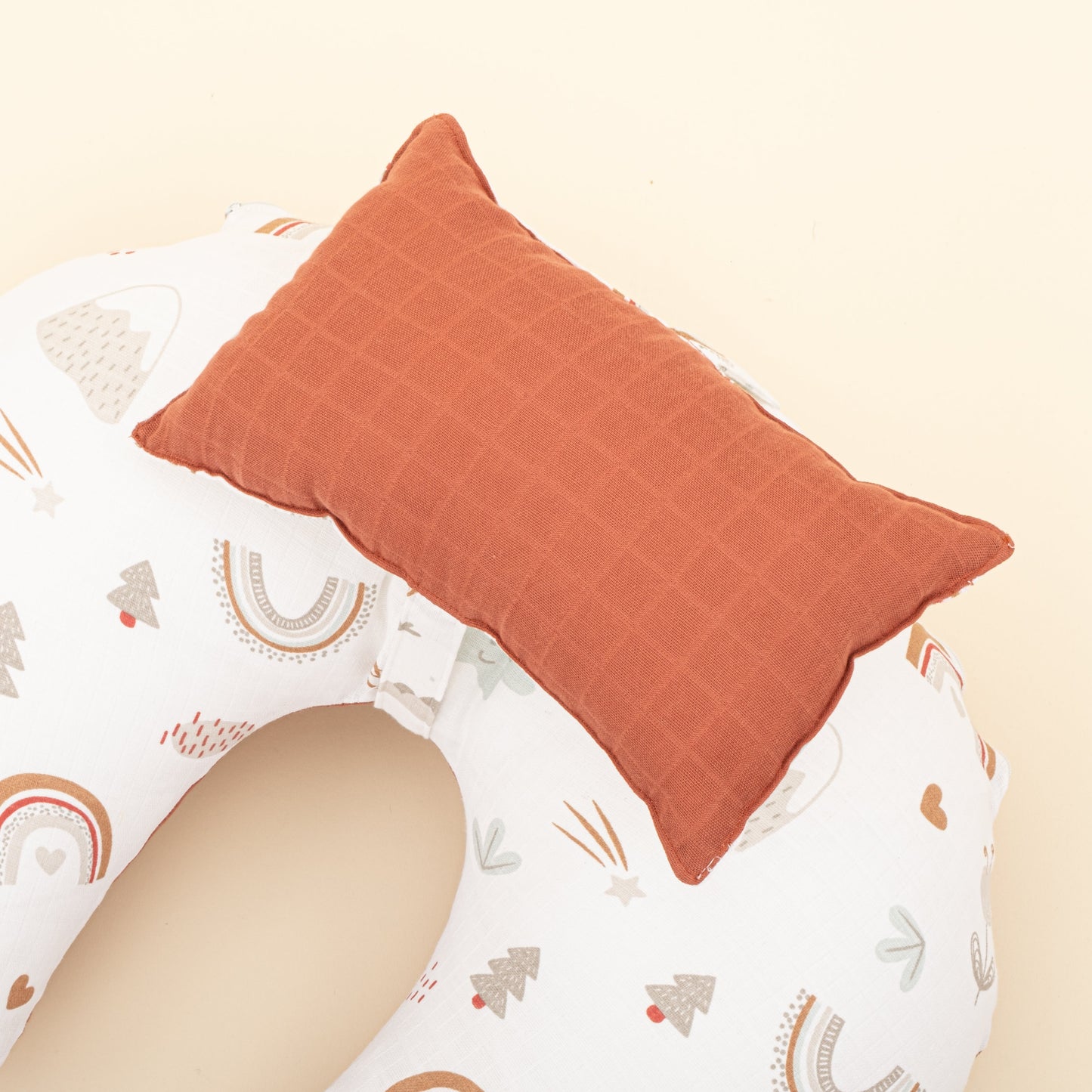 Double Sided Breastfeeding Pillow - Koyu Kiremit Muslin - Kahverengi Gökkuşağı