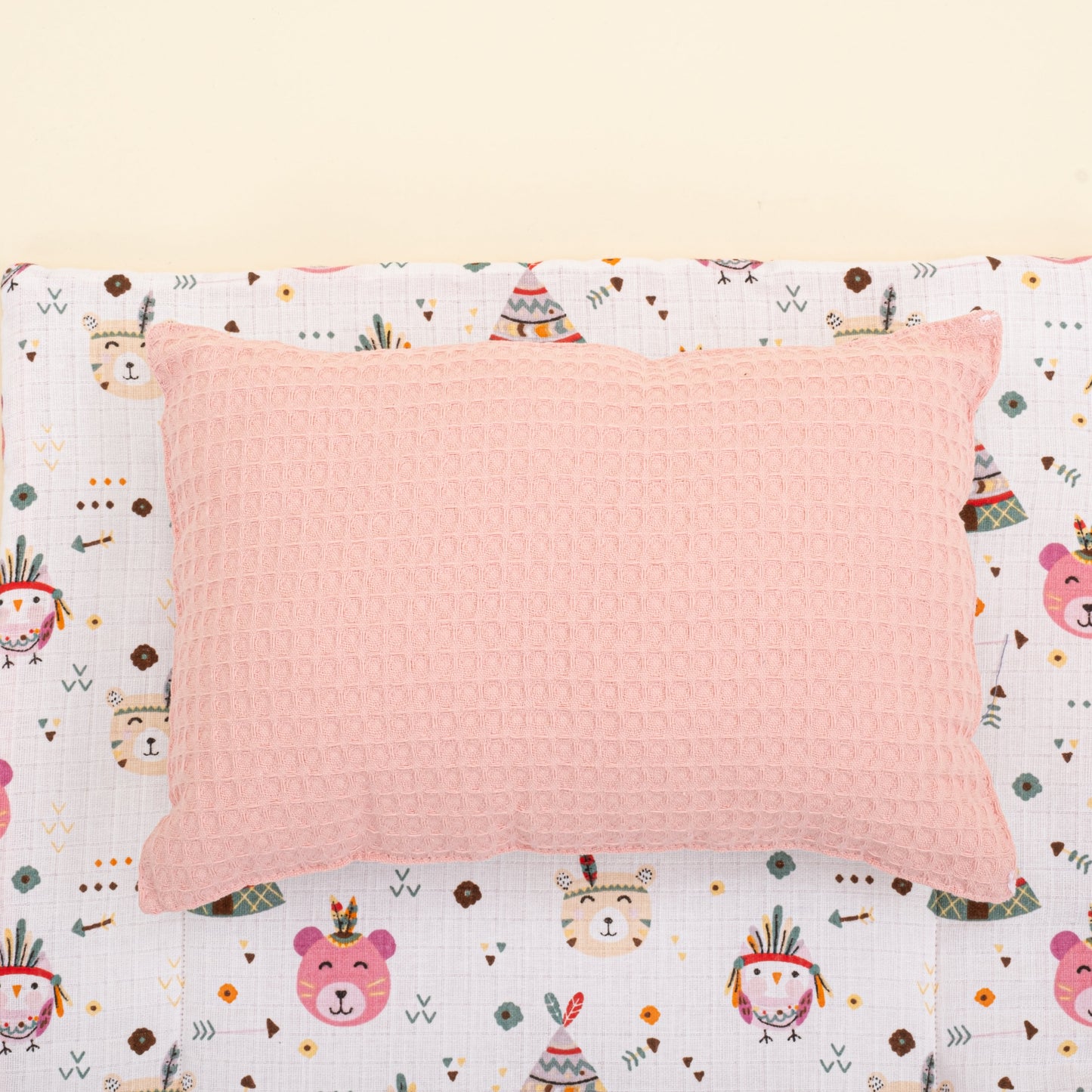 Double Sided Changing Pad and Pillow - Pembe Petek - Pembe Ayıcıklar