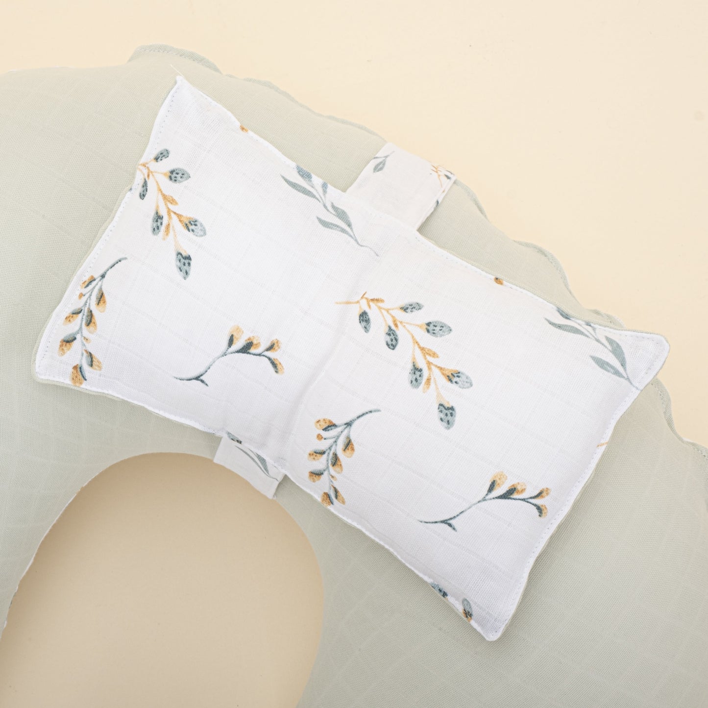 Double Sided Breastfeeding Pillow - Açık Yeşil Muslin - Yapraklar