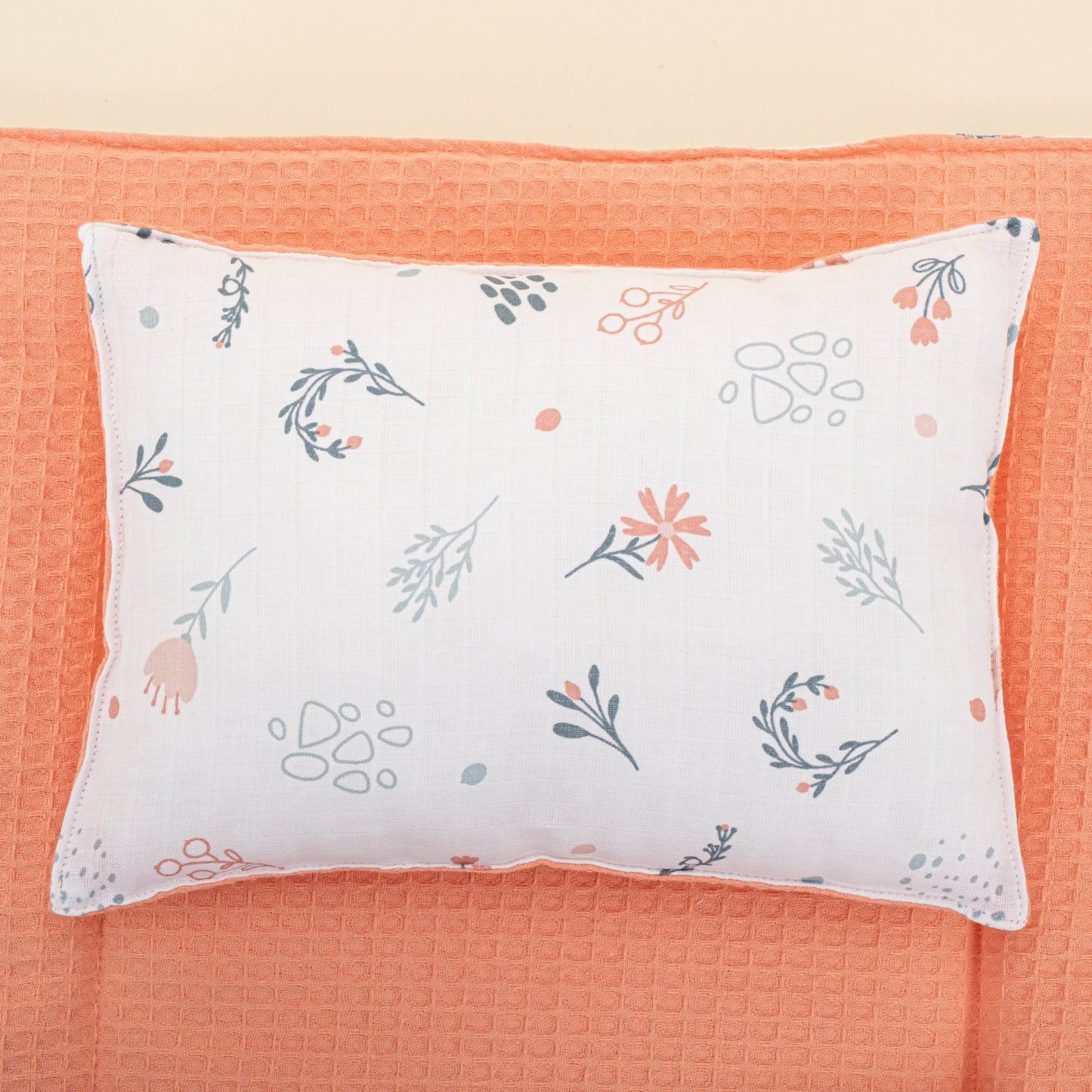 Double Sided Changing Pad and Pillow -  Somon Petek - Yeşil Çiçekler