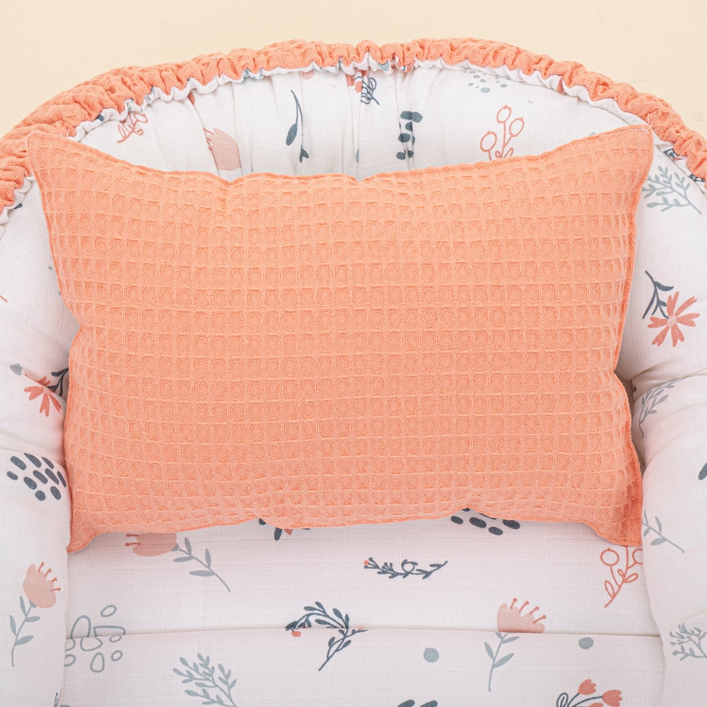 Babynest and Pillow - Çift Taraflı - Somon Petek - Yeşil Çiçekler