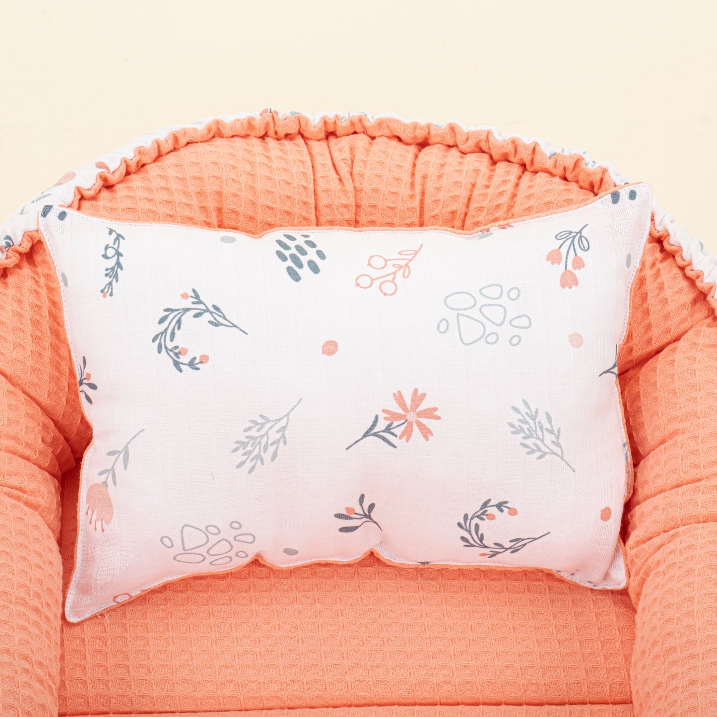 Babynest and Pillow - Çift Taraflı - Somon Petek - Yeşil Çiçekler