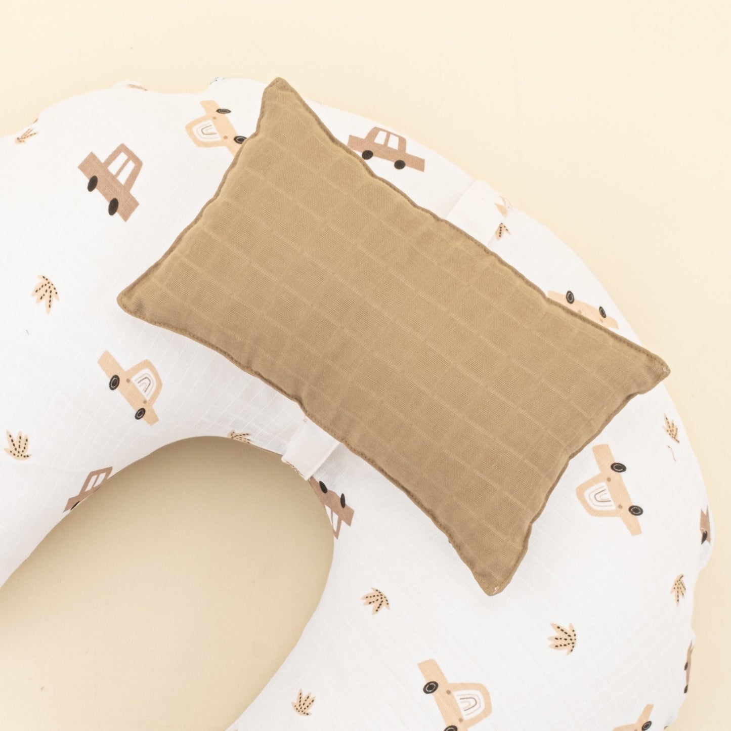 Double Sided Breastfeeding Pillow - Toprak Muslin - Kahverengi Arabalar