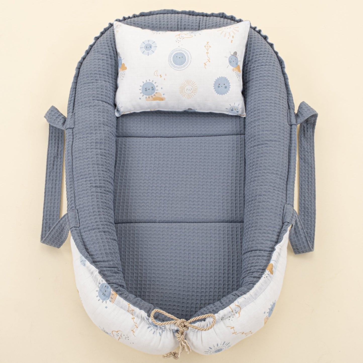 Babynest and Pillow - Çift Taraflı - Açık İndigo Petek - Mavi Güneş