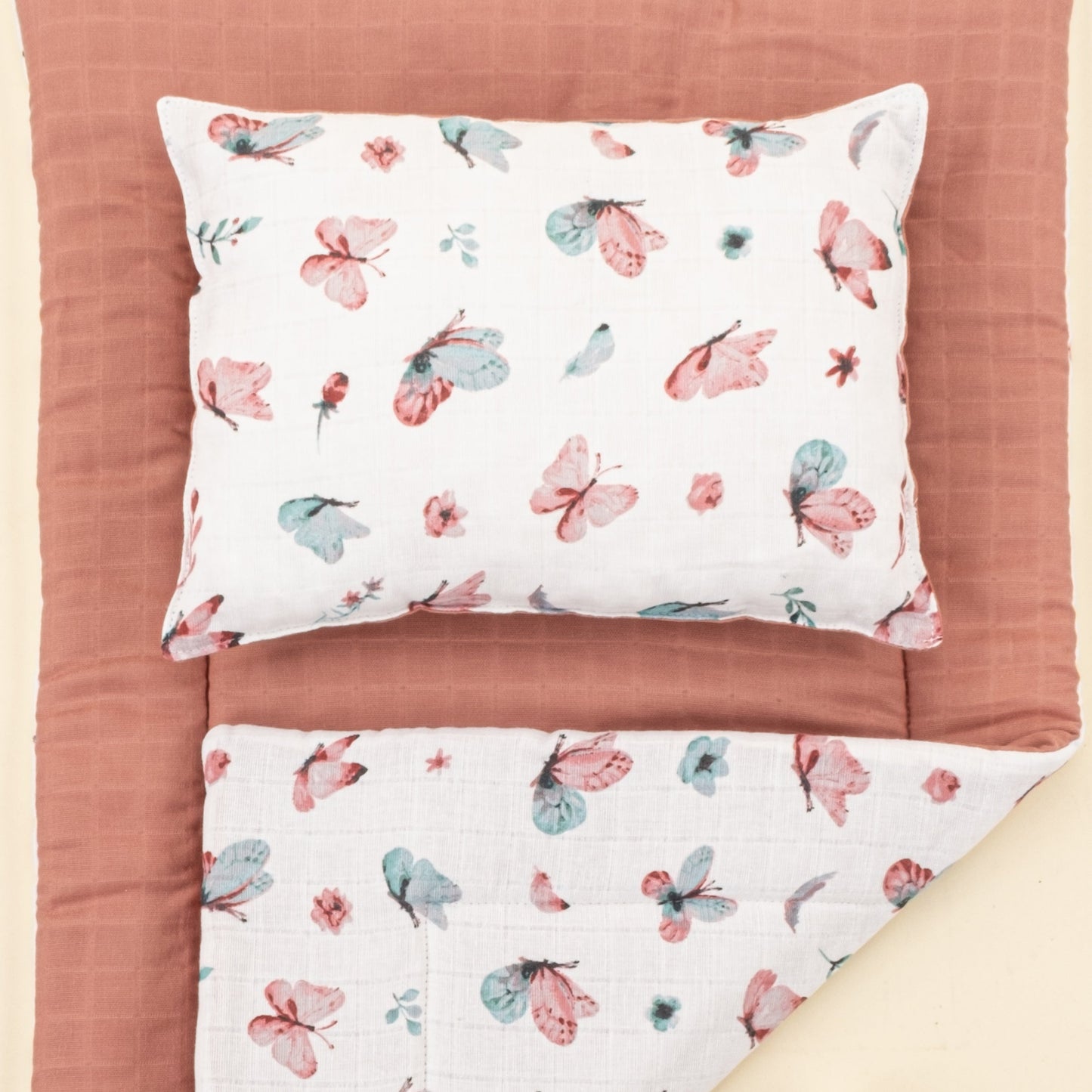 Double Sided Changing Pad and Pillow - Gül Kurusu Muslin - Kelebekler