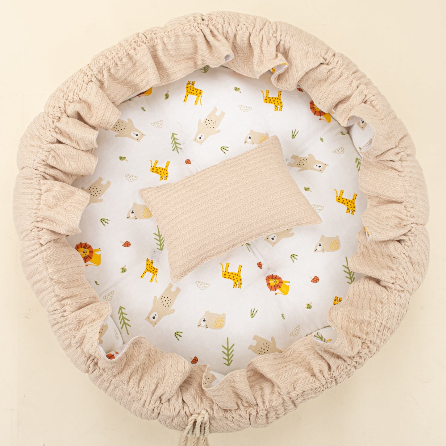 Round Babynest and Pillow - Çift Taraflı - Sütlü Kahve Örgü - Aslan