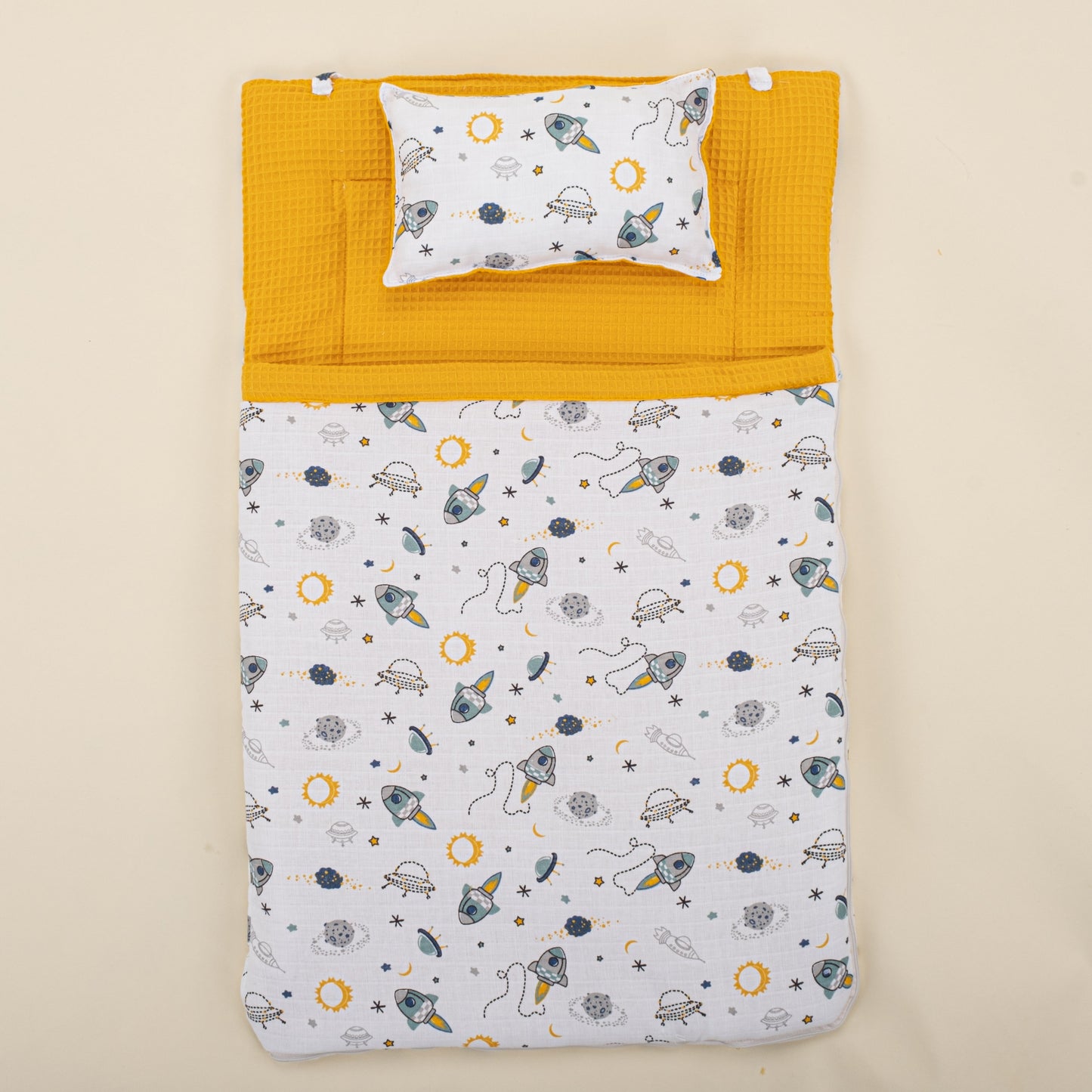 Sleeping Bag and Pillow - Hardal Petek - Uzay