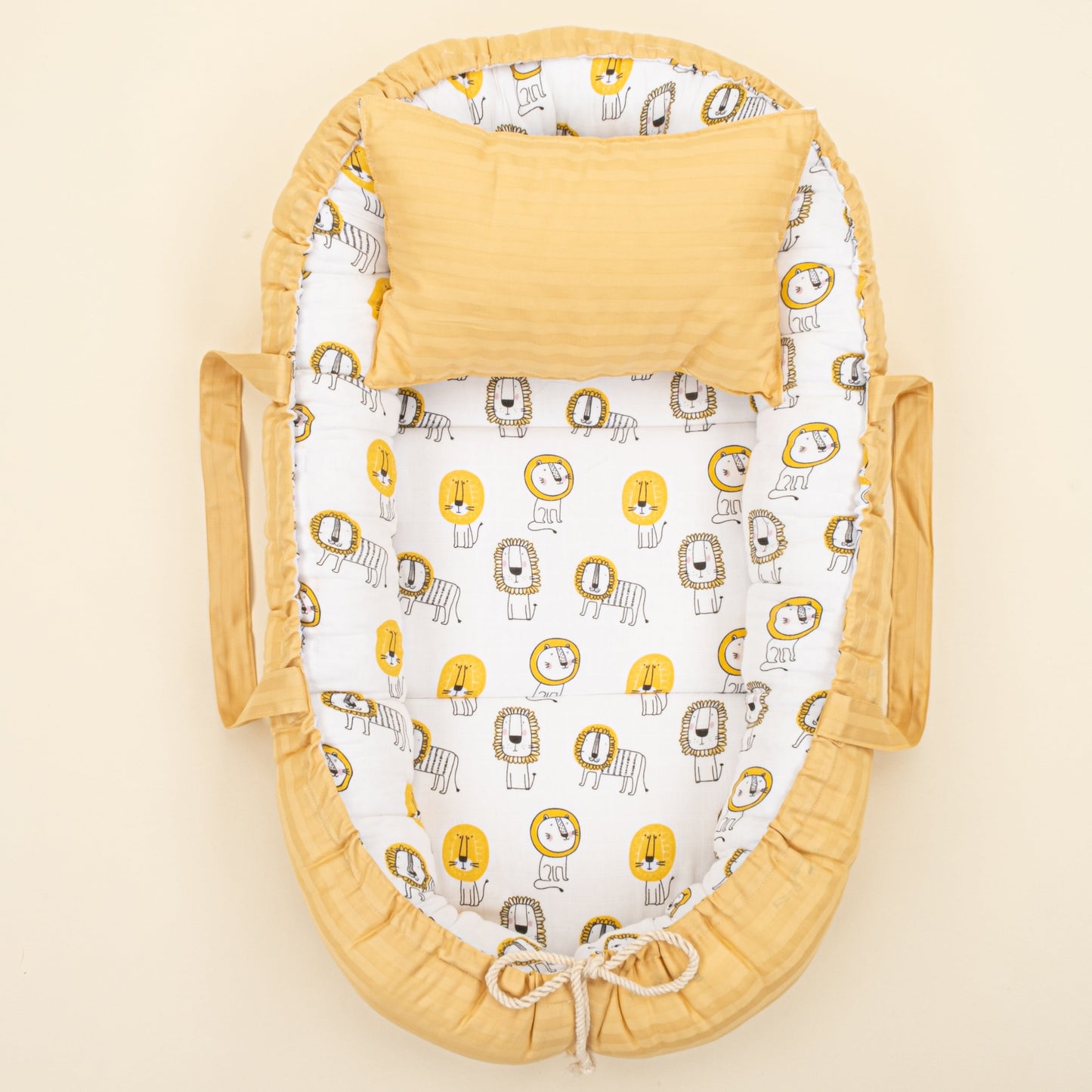 Babynest and Pillow - Çift Taraflı - Sarı Saten - Sarı Aslan