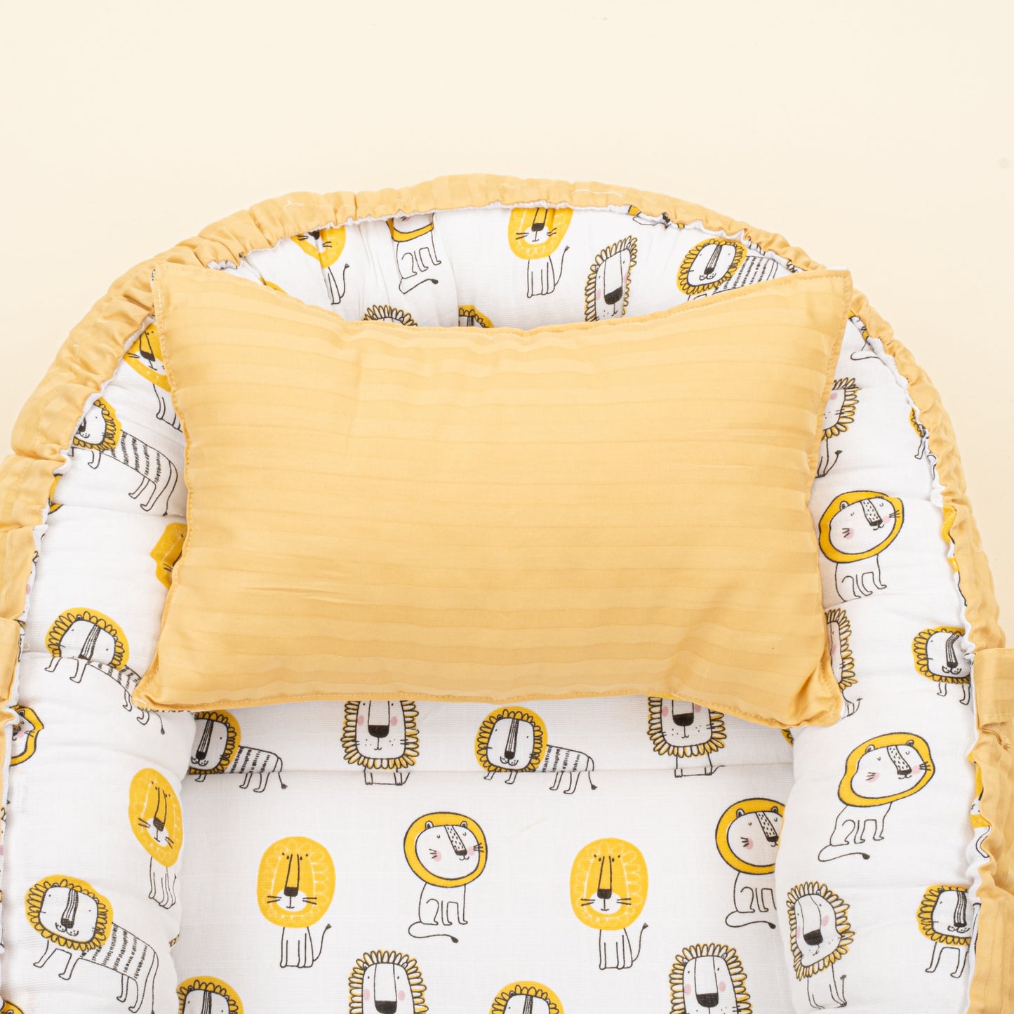 Babynest and Pillow - Çift Taraflı - Sarı Saten - Sarı Aslan