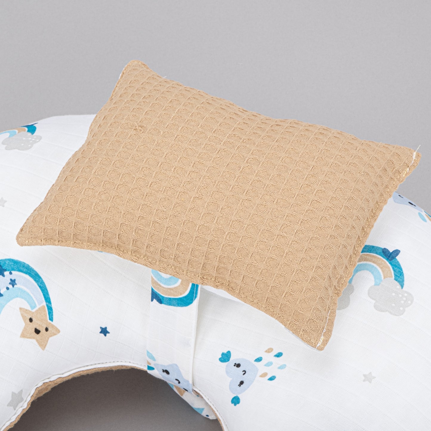 Double Sided Breastfeeding Pillow- Bal Peteği - Mavi Gökkuşağı