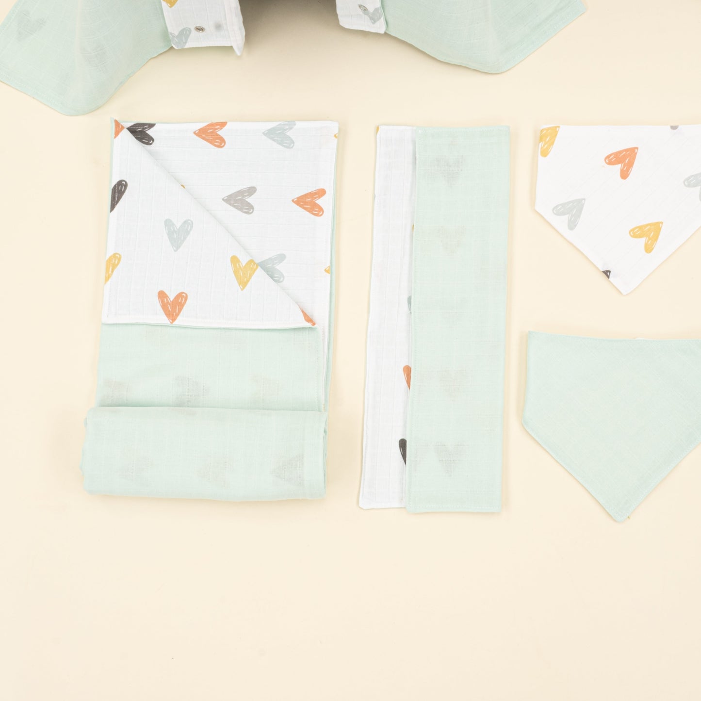 9 Piece - Newborn Sets - Double Sided - Seasonal - Su Yeşili Muslin - Kalpler