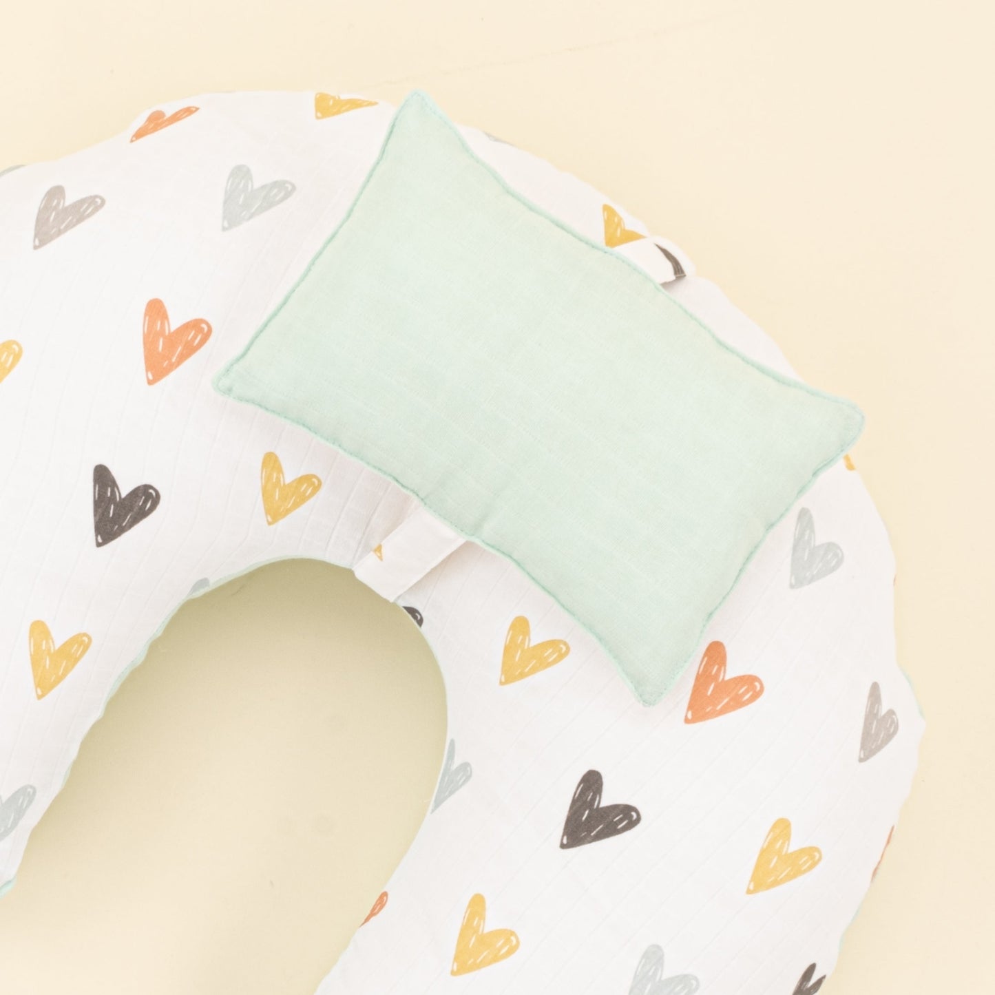 Double Sided Breastfeeding Pillow - Su Yeşili Muslin - Kalpler